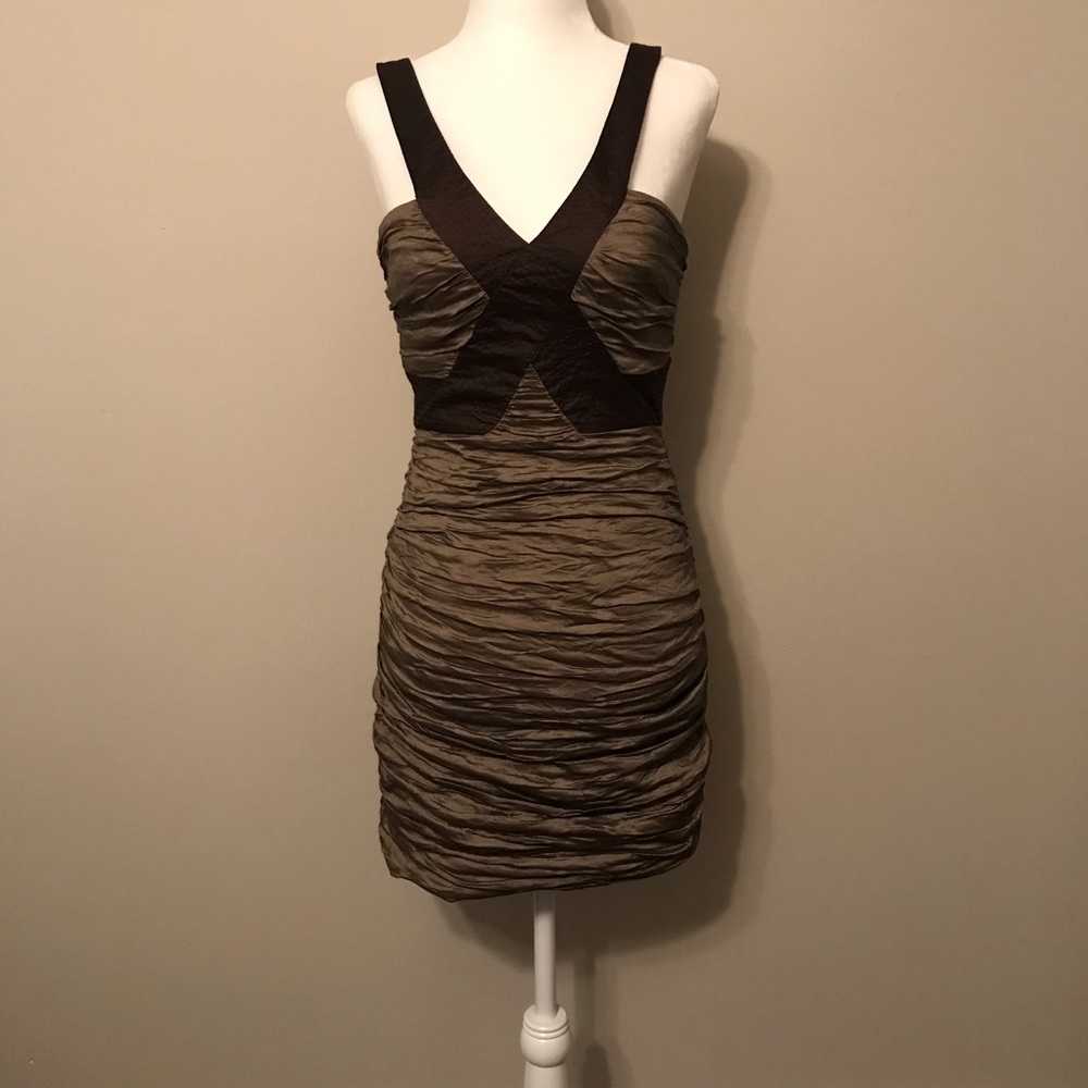 Like New BCBG Cocktail Dress w/Adjustable straps